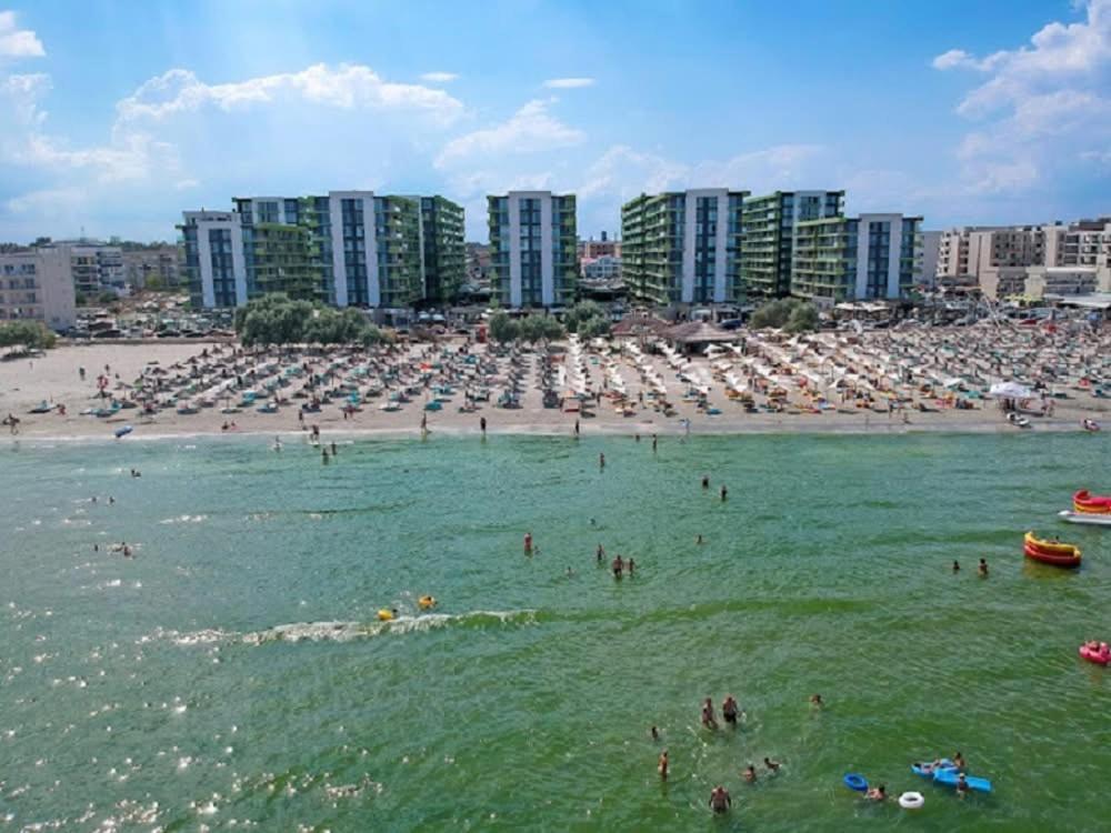 Alezzi Beach Resort Nautica Navodari Bagian luar foto